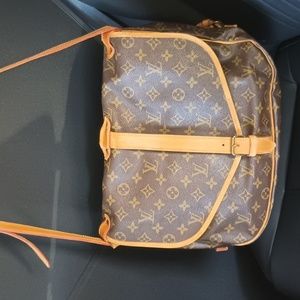Louis Vuitton monogram Samuel 35